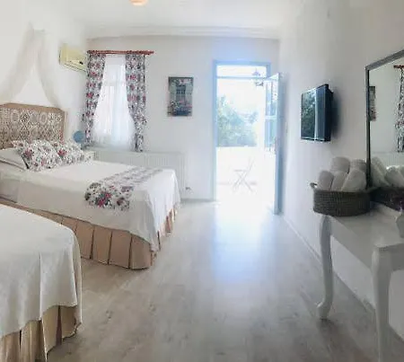 Alasonya Alacati By La Mira